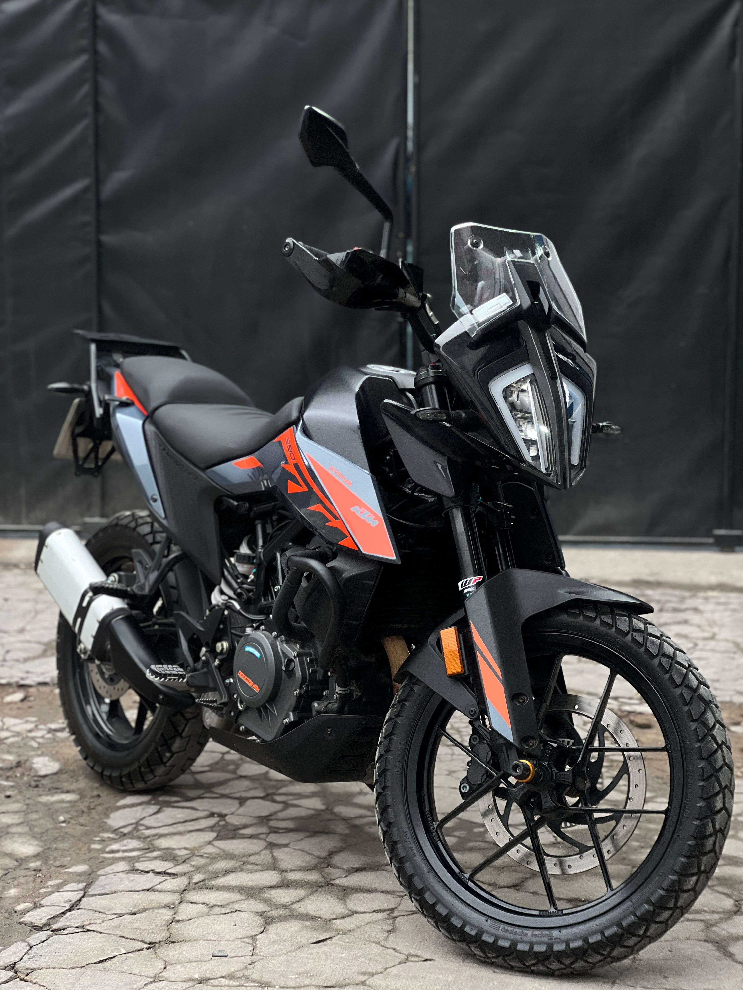 KTM ADVENTURE 390